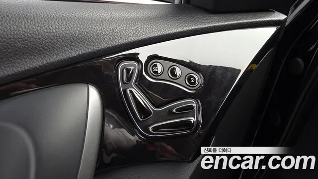 Hyundai Grandeur 2013 thumb 12