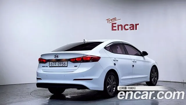 Hyundai Avante 2015 thumb 3