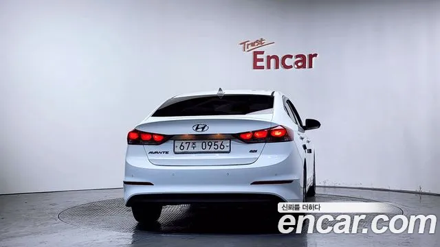 Hyundai Avante 2015 thumb 12