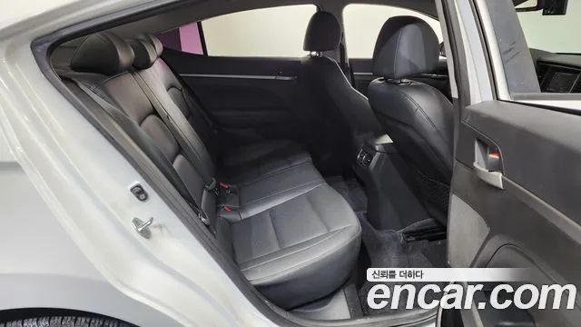 Hyundai Avante 2015 thumb 2