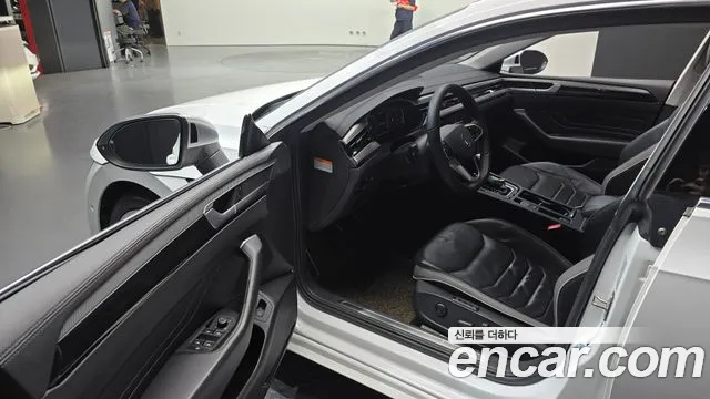 Volkswagen Arteon 2022 thumb 9