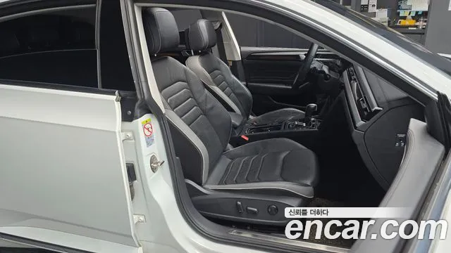 Volkswagen Arteon 2022 thumb 3