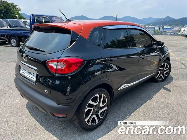 Renault QM3 2015 thumb 8