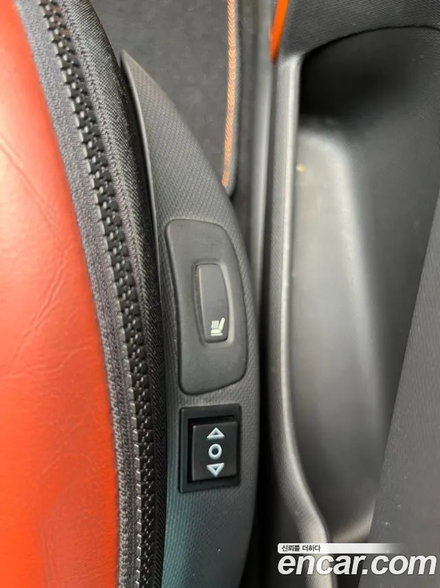 Renault QM3 2015 thumb 4