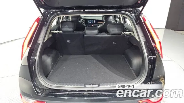 Kia Niro 2023 thumb 9