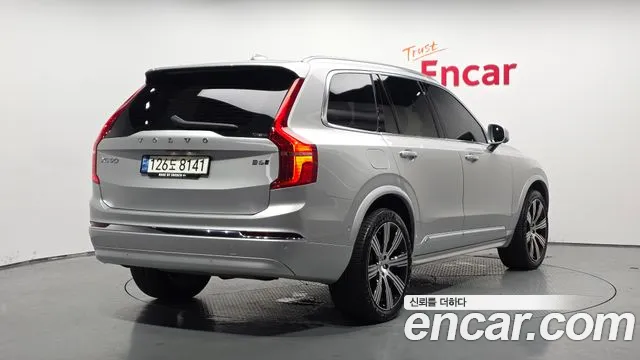 Volvo XC90 2022 thumb 11