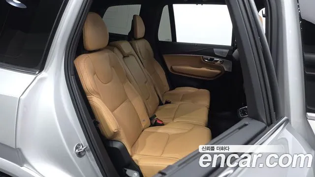 Volvo XC90 2022 thumb 4