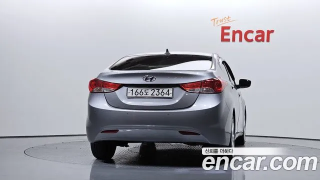 Hyundai Avante 2010 thumb 9