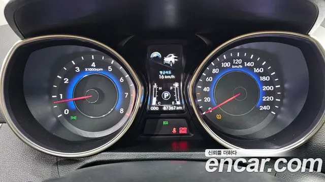 Hyundai Avante 2010 thumb 10