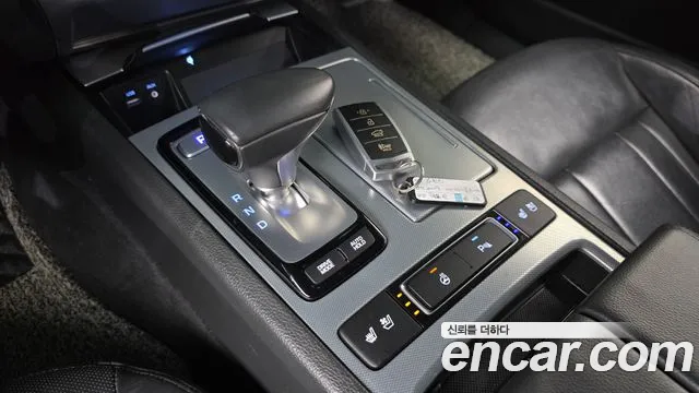 Genesis G80 2017 thumb 8