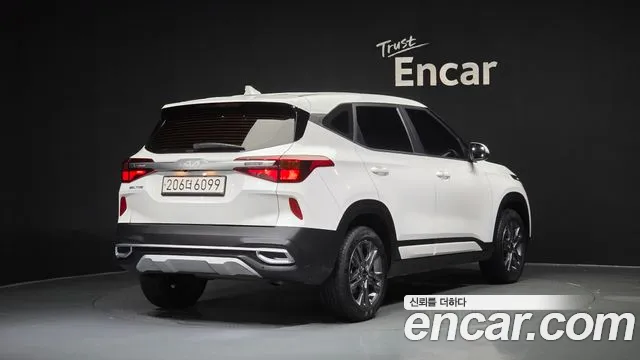 Kia Seltos 2021 thumb 12