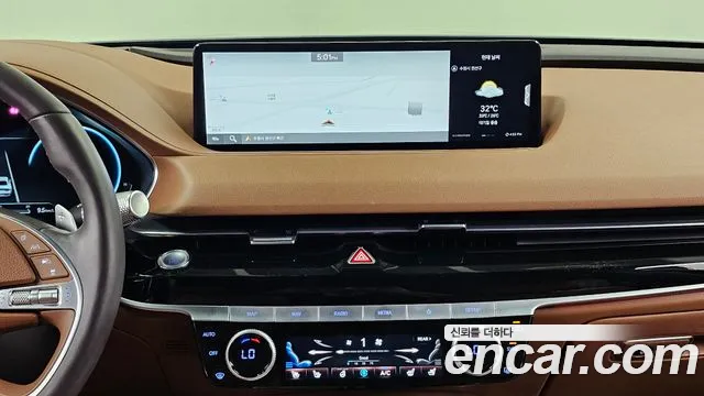 Genesis G80 2022 thumb 2