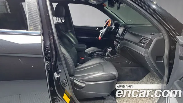 KGM Rexton 2020 thumb 2