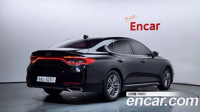 Hyundai Grandeur 2016 thumb 3