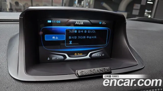Renault SM3 2010 thumb 10