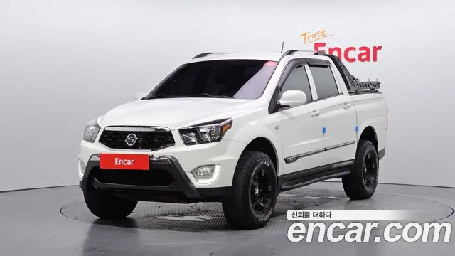 KGM Korando 2017 thumb 12