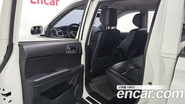 KGM Korando 2017 thumb 7