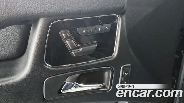 Mercedes-Benz G-Класс 2017 thumb 4