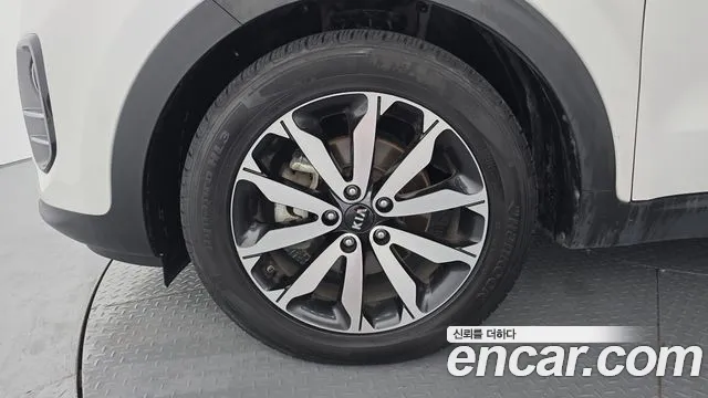 Kia Sportage 2016 thumb 5