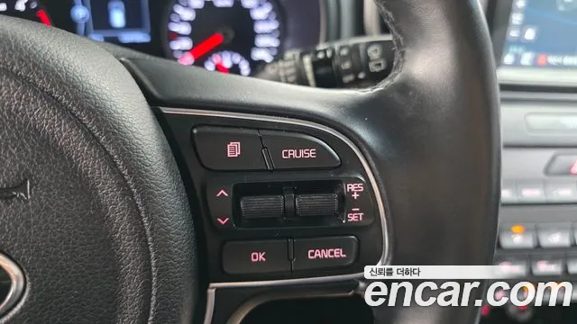 Kia Sportage 2016 thumb 10