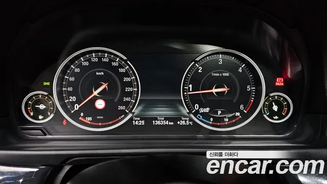 BMW 5 серии 2016 thumb 4