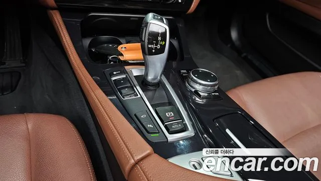 BMW 5 серии 2016 thumb 2