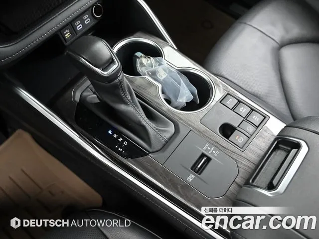 Toyota Highlander 2023 thumb 3