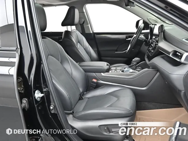 Toyota Highlander 2023 thumb 4