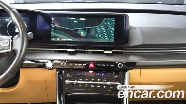 Kia Carnival 2021 thumb 7