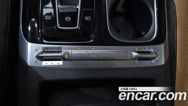Kia Carnival 2021 thumb 6