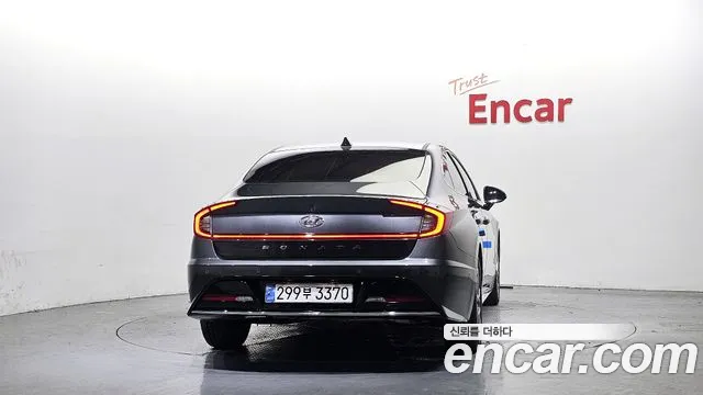 Hyundai Sonata 2022 thumb 2