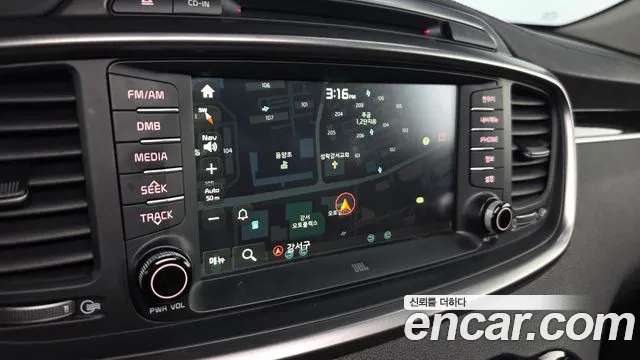 Kia Sorento 2016 thumb 4