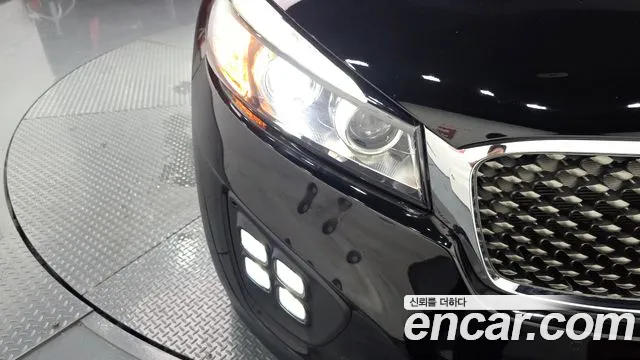 Kia Sorento 2016 thumb 10