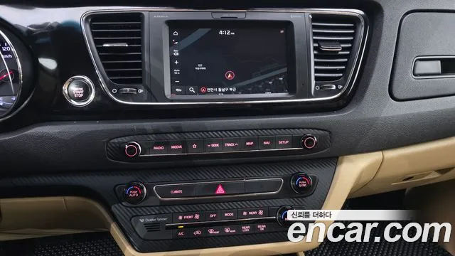 Kia Carnival 2020 thumb 4