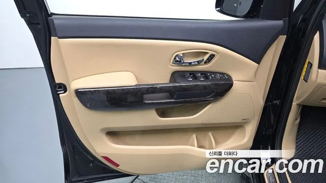 Kia Carnival 2020 thumb 11