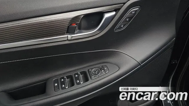 Hyundai Grandeur 2017 thumb 10