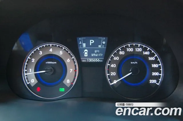 Hyundai Accent 2011 thumb 9