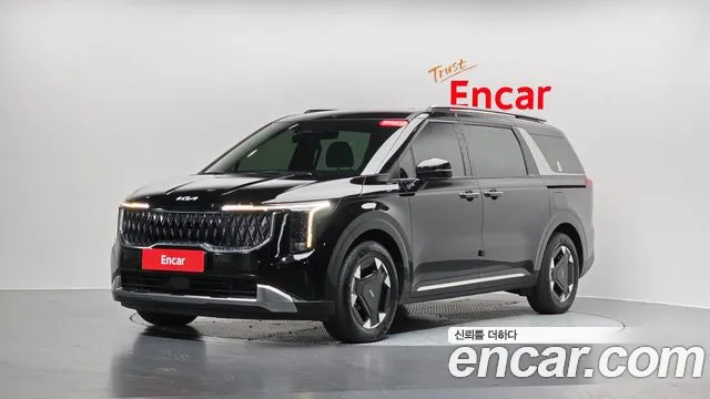 Kia Carnival 2024 thumb 3