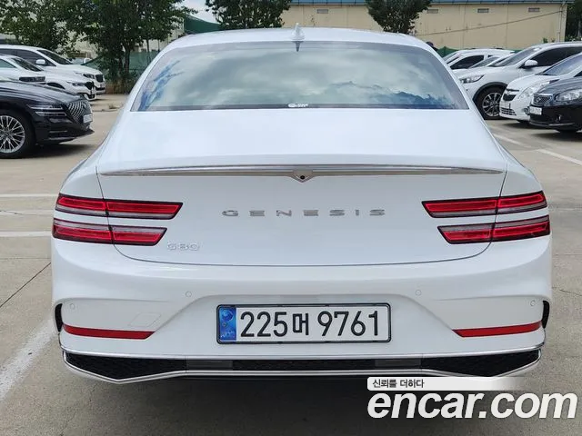Genesis G80 2024 thumb 12
