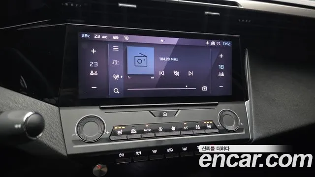 Peugeot 408 2023 thumb 11