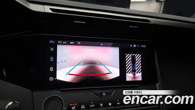 Peugeot 408 2023 thumb 8
