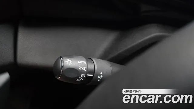 Peugeot 408 2023 thumb 6