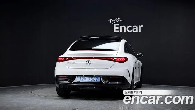 Mercedes-Benz EQE 2026 thumb 10