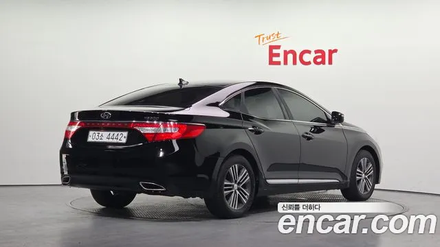 Hyundai Grandeur 2014 thumb 12