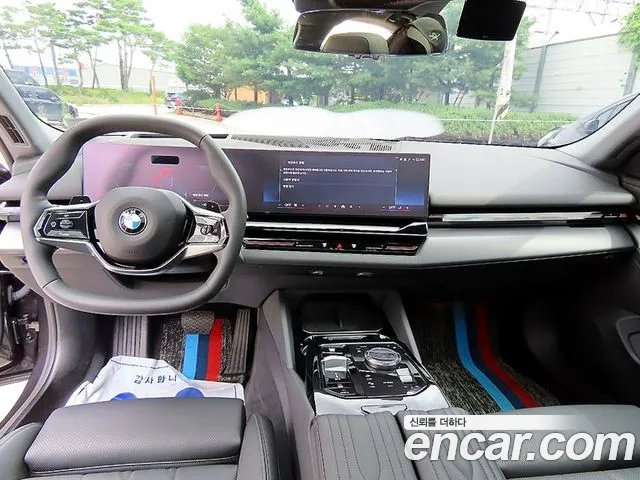BMW 5 серии 2024 thumb 12
