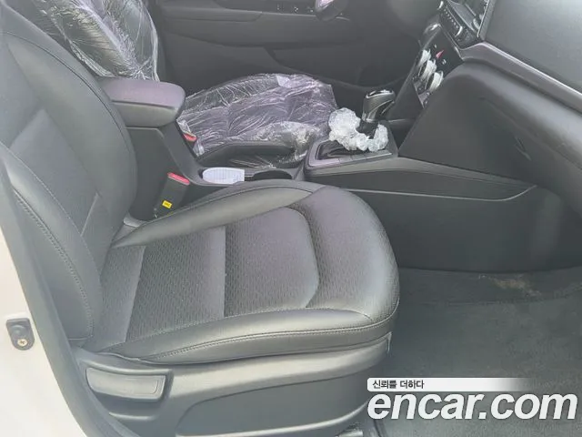 Hyundai Elantra 2019 thumb 10