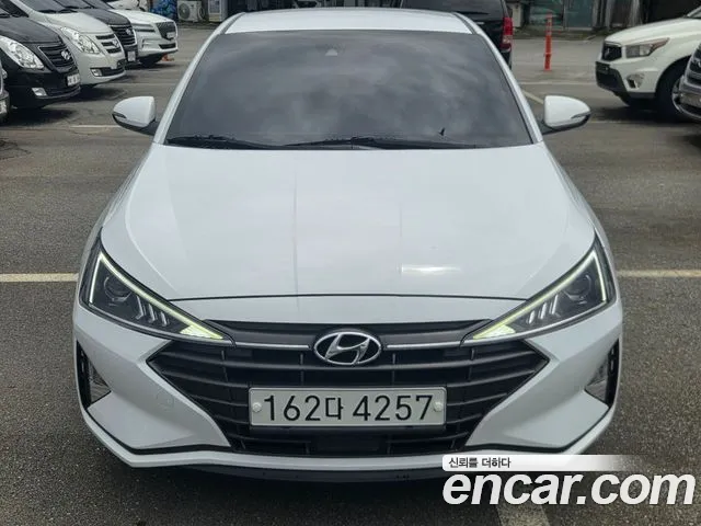 Hyundai Elantra 2019 thumb 9