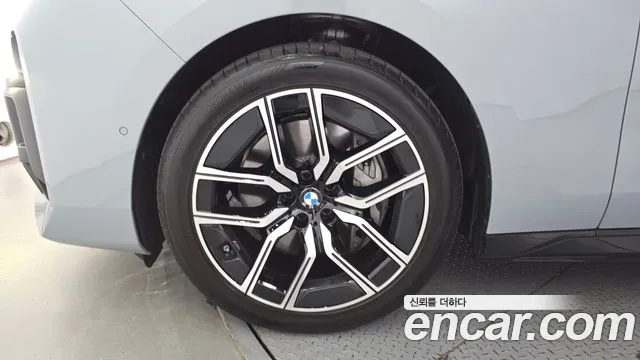 BMW 7 серии 2026 thumb 5