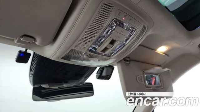 Mercedes-Benz GLS 2023 thumb 6