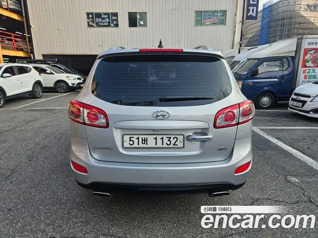 Hyundai Санта Фе 2011 thumb 10